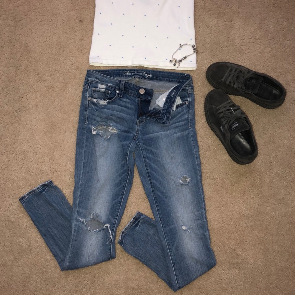 American eagle distressed skinny jeans